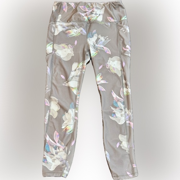 Women’s RBX leggings - beige w/ floral design - thigh pockets - size Large - Picture 3 of 12